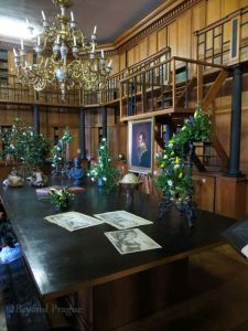A view to the chateau's impressive library.