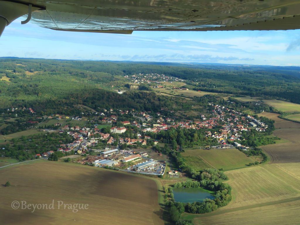 Habrovany (foreground) and Olšany.